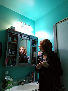 Image of Lily Waltz's photograph, Mirror Selfie Obscured Camera