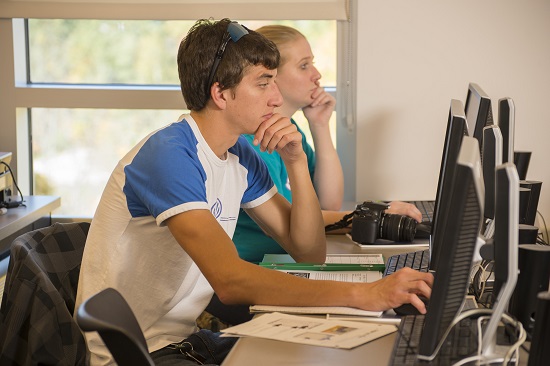 2 Students working at computers